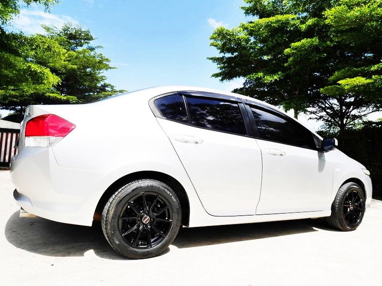 Honda City 2011 1.5 S i-VTEC Sedan เบนซิน ไม่ติดแก๊ส เกียร์อัตโนมัติ บรอนซ์เงิน รูปที่ 4