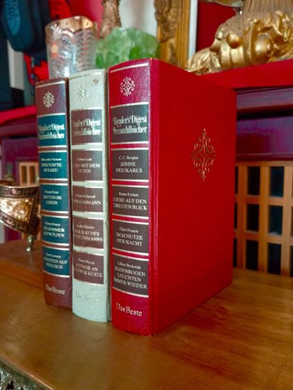 หนังสือพจนานุกรมภาคภาษาอังกฤษปกหนังเก่าโบราณสภาพเยี่ยม รูปที่ 4