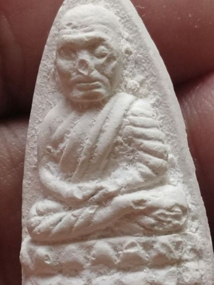 หลวงปู่ทวดเนื้อผงพุทธคุณแช่น้ำมนต์ปี๒๗หลวงปู่ดู่ รูปที่ 14