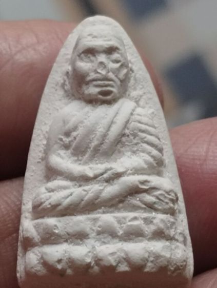 หลวงปู่ทวดเนื้อผงพุทธคุณแช่น้ำมนต์ปี๒๗หลวงปู่ดู่ รูปที่ 12