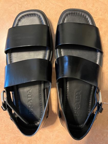 รองเท้า PRADA