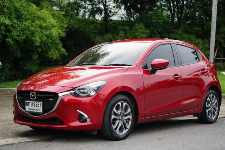 Mazda Mazda 2 2017 1.5 XD Sport High Plus L Sedan ดีเซล ไม่ติดแก๊ส เกียร์อัตโนมัติ แดง รูปที่ 2