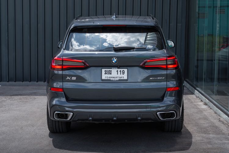 BMW X5 2022 3.0 xDrive30d M Sport 4WD Utility-car ดีเซล ไม่ติดแก๊ส เกียร์อัตโนมัติ เทา รูปที่ 2