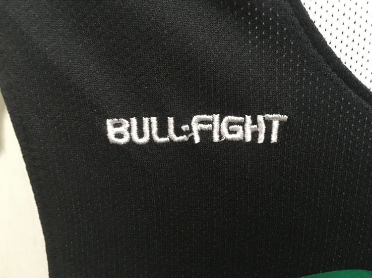 เสื้อกีฬา BasketBall แบรนด์ BULL-FIGHT (ใส่ได้2ด้าน) สีขาวกับดำ รูปที่ 6