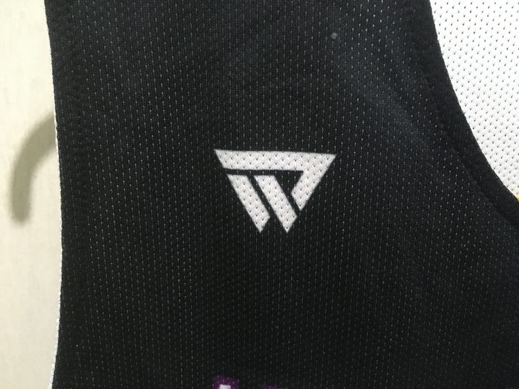 เสื้อกีฬา BasketBall (ใส่ได้2ด้าน) สีดำกับขาว รูปที่ 6