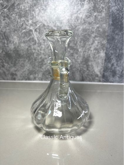 ขวดแก้ว เก่าสะสม รูปที่ 4