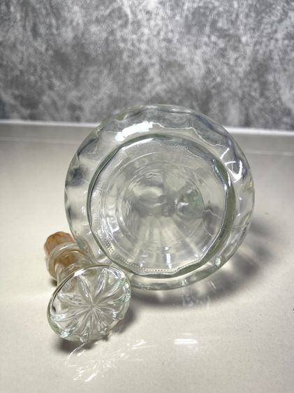 ขวดแก้ว เก่าสะสม รูปที่ 9