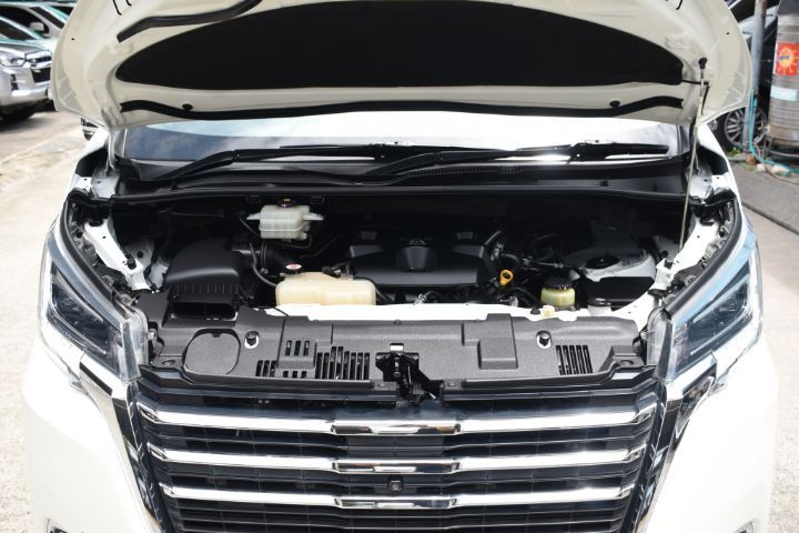 Toyota Majesty 2020 2.8 Premium Van ดีเซล เกียร์อัตโนมัติ ขาว รูปที่ 4