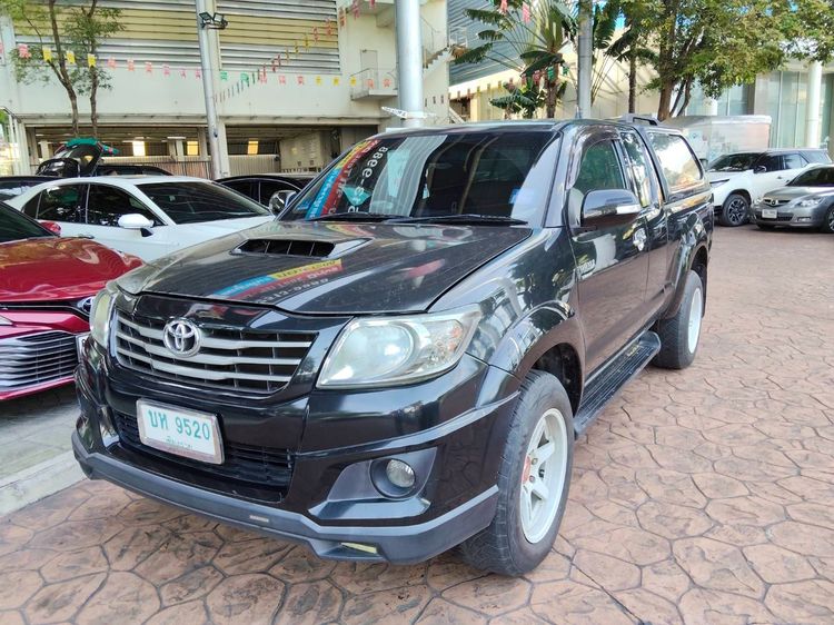 รถ Toyota Hilux Vigo 2.5 Prerunner E TRD Sportivo สี ดำ