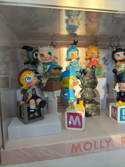 molly anniversary statues classical retro 2 รูปที่ 8