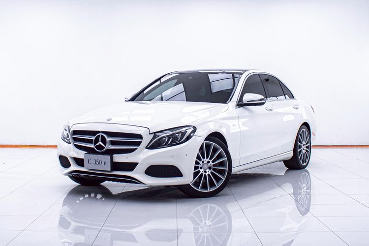 รถ Mercedes-Benz C-Class C350 สี ขาว