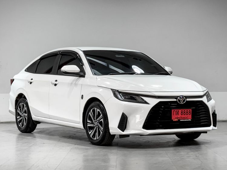 Toyota Yaris ATIV 2024 1.2 Smart Sedan เบนซิน ไม่ติดแก๊ส เกียร์อัตโนมัติ ขาว รูปที่ 3