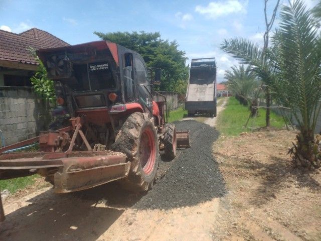 หินคลุก ทำถนน เทลานจอดรถ ลานบ้าน หลุมน้ำขัง ดินแฉะ รูปที่ 2