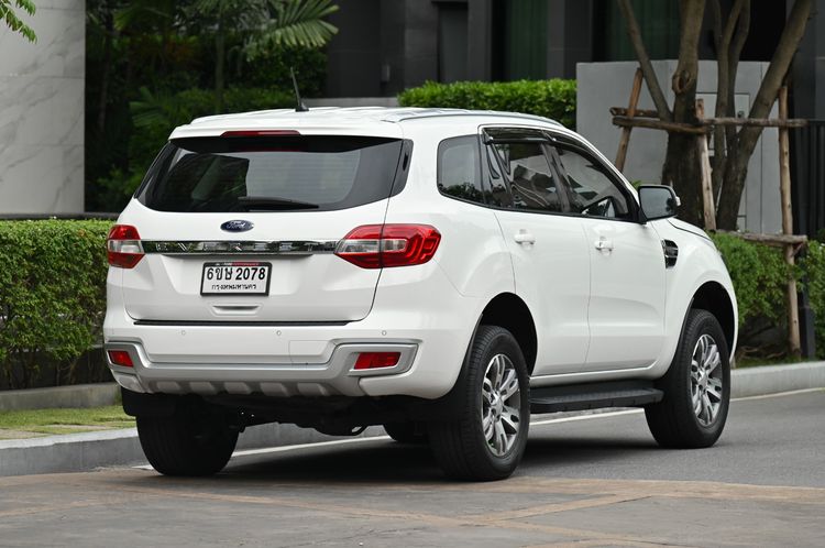 Ford Everest 2016 2.2 Titanium Utility-car ดีเซล ไม่ติดแก๊ส เกียร์อัตโนมัติ ขาว รูปที่ 4
