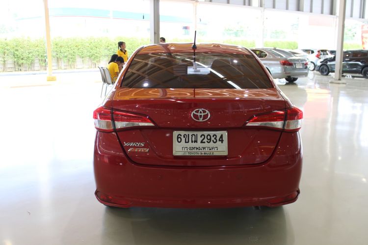 Toyota Yaris ATIV 2020 1.2 Entry Sedan เบนซิน ไม่ติดแก๊ส เกียร์อัตโนมัติ แดง รูปที่ 4