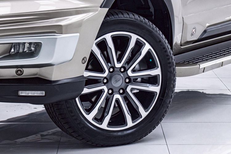 Ford Everest 2018 2.0 Bi-Turbo Titanium+ 4WD Utility-car ดีเซล ไม่ติดแก๊ส เกียร์อัตโนมัติ น้ำตาล รูปที่ 4