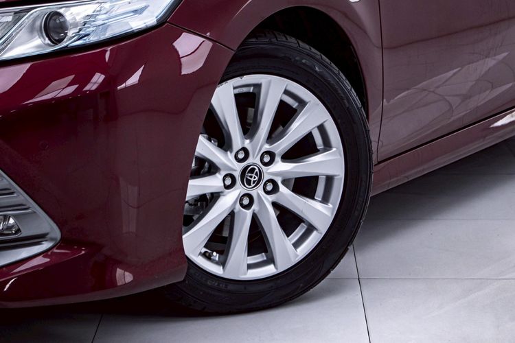 Toyota Camry 2018 2.5 HV Premium Sedan ไฮบริด ไม่ติดแก๊ส เกียร์อัตโนมัติ แดง รูปที่ 4