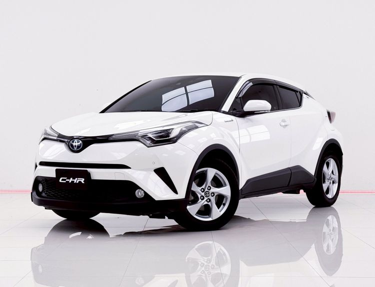 Toyota C-HR 2018 1.8 HV Hi Utility-car ไฮบริด ไม่ติดแก๊ส เกียร์อัตโนมัติ ขาว