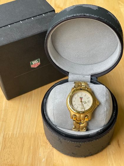 TAG HEUER S EL ก้างปลา 2 ชั้น Professional 200m WG1230-K0 30mm Gold Tone Steel Quartz Watch รูปที่ 3