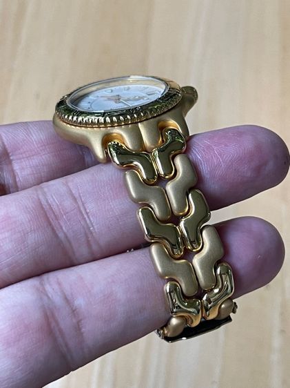 TAG HEUER S EL ก้างปลา 2 ชั้น Professional 200m WG1230-K0 30mm Gold Tone Steel Quartz Watch รูปที่ 9