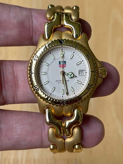 TAG HEUER S EL ก้างปลา 2 ชั้น Professional 200m WG1230-K0 30mm Gold Tone Steel Quartz Watch รูปที่ 7