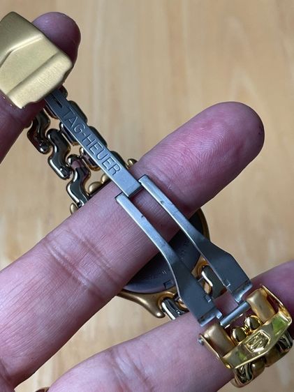 TAG HEUER S EL ก้างปลา 2 ชั้น Professional 200m WG1230-K0 30mm Gold Tone Steel Quartz Watch รูปที่ 11