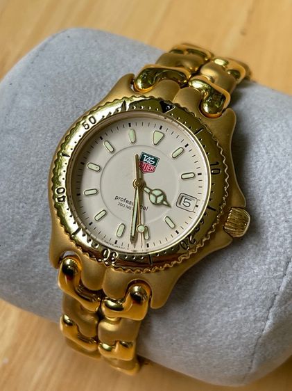 TAG HEUER S EL ก้างปลา 2 ชั้น Professional 200m WG1230-K0 30mm Gold Tone Steel Quartz Watch รูปที่ 4