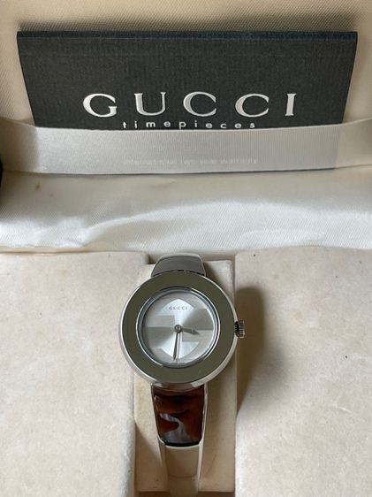 GUCCI 129.5 U Play Silver Dial Quartz Watch YA129515  รูปที่ 4