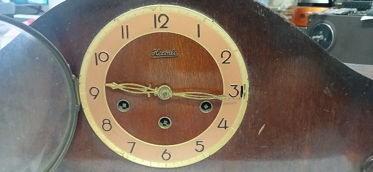 นาฬิกาหัวเตียง รูปที่ 2