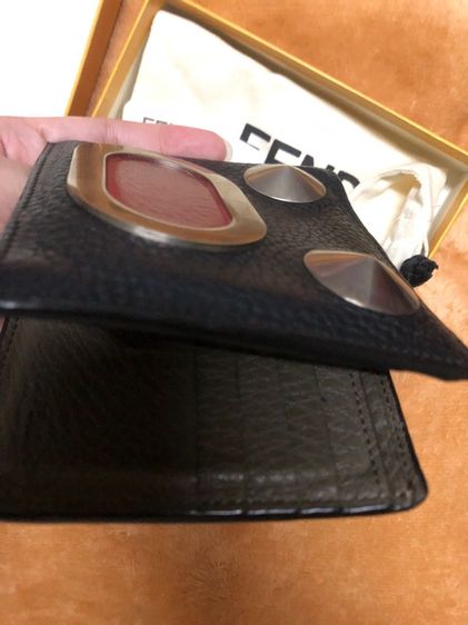 กระเป๋าสตางค์ Fendi แท้ มือสอง สภาพดี รูปที่ 4