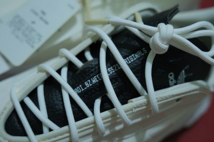 ร้องเท้า ADIDAS OZWEEGO CELOX รูปที่ 8