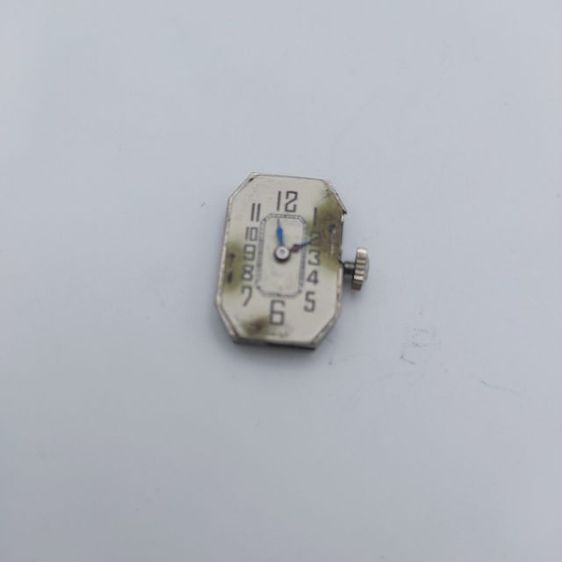 ขายเครื่องนาฬิกา โบราณ ขนาดเล็กสองเครื่อง 1เครื่อง bulova 2 ไม่ทราบแบนด์ ระบบลาน รูปที่ 6