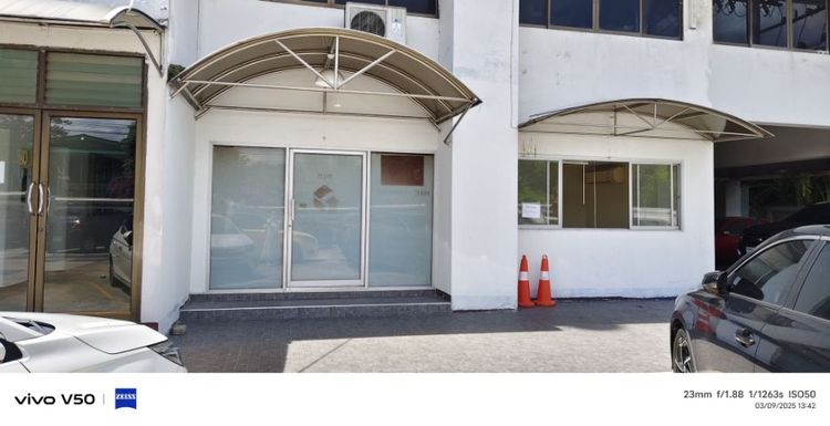 ให้เช่าออฟฟิศคลังสินค้านนทบุรี