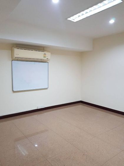 ไม่ใช่ ให้เช่าออฟฟิศคลังสินค้านนทบุรี รูปที่ 3