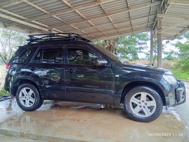 Suzuki Vitara 2009 2.0 Grand JLX Van เบนซิน เกียร์อัตโนมัติ ดำ รูปที่ 4