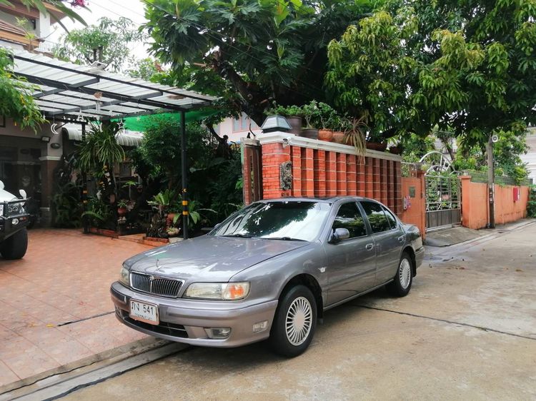 รถ Nissan Cefiro 2.0 20G สี เทา