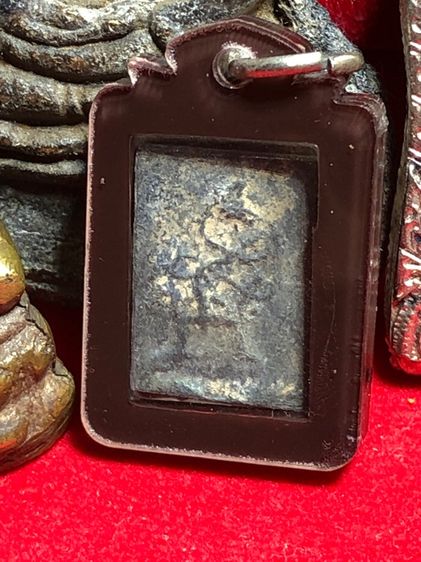 พระเก่าๆ เครื่องรางเก่าๆของสะสมยาวนานกว่า50ปีเเบ่งออกเเบ่งปันบูชาค่ะ โทรและline 088-8966466 รูปที่ 5