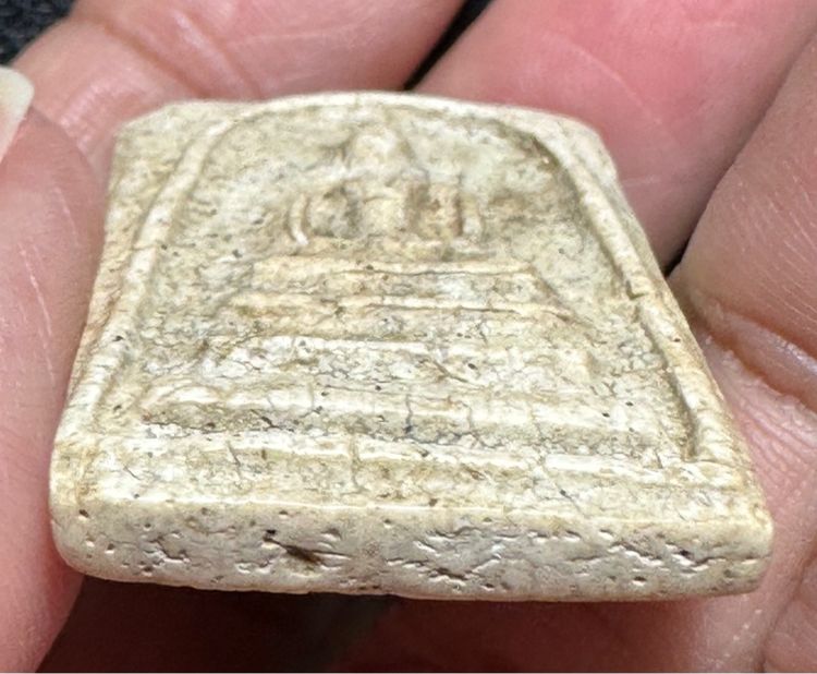 🙏พระผงวัดพลับตุ๊กตาเล็ก🙏พระสมเด็จปิลันท์ขาว🙏พระสมเด็จพิมพ์ใหญ่ไหล่ยก องค์ละ 1000 รูปที่ 16