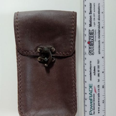 กระเป๋าใส่มือถือเหน็บเอวหนังเทียม 150 บาท
