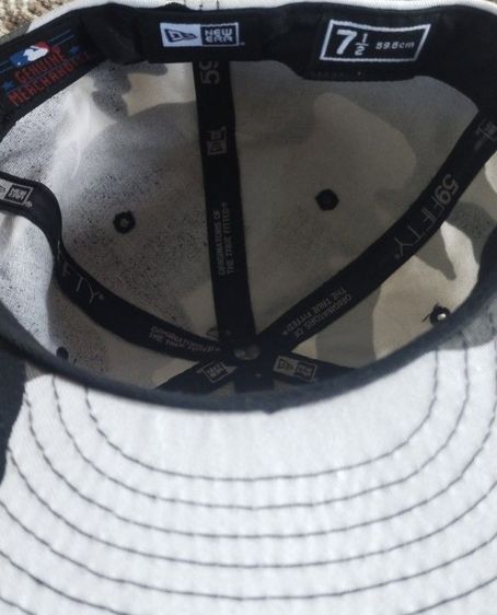 หมวกทหาร New Era Los Angeles Dodgers

 รูปที่ 2