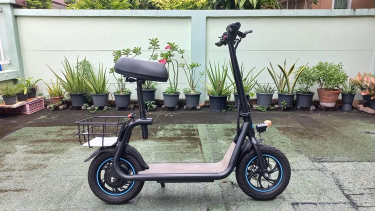 สกู๊ตเตอร์ไฟฟ้า Ninebot รุ่น Gyroor C1S สภาพดี ใช้งานปกติ มีประกันเหลือ รูปที่ 3