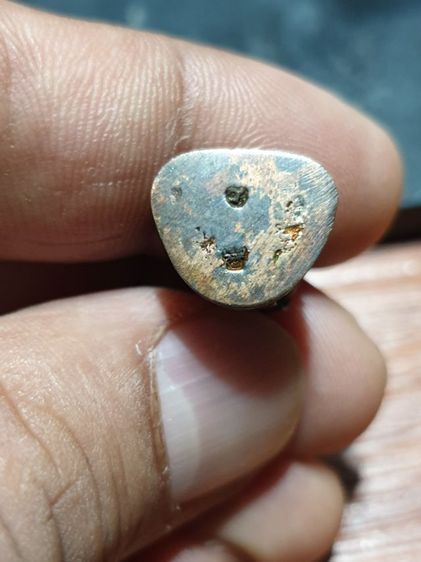 หล่อรูปเหมือนหลวงปู่ทวด ปลุกเสกโดยหลวงปู่ทองดำ วัดท่าทอง จ.อุตรดิตถ์ ปี ๒๕๔๔ เนื้อนวะโลหะ

รับประกันพระแท้สวยเดิม รูปที่ 10