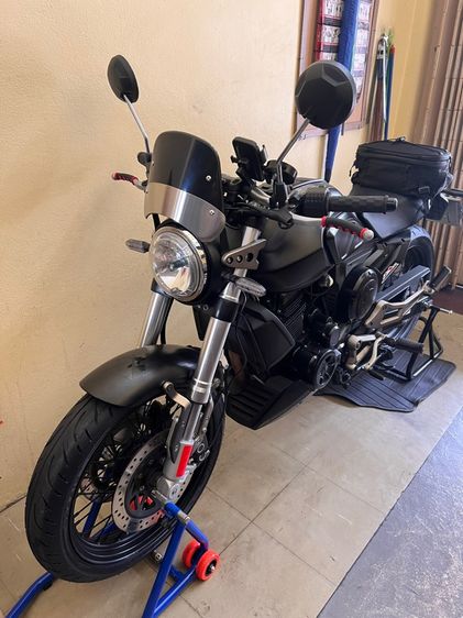 GPX 2019 LEGEND GENTLEMAN 200 Black Man 19