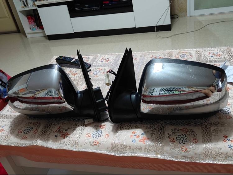 ขายคู่ isuzu กระจกไฟฟ้ามองข้างปรับพับได้