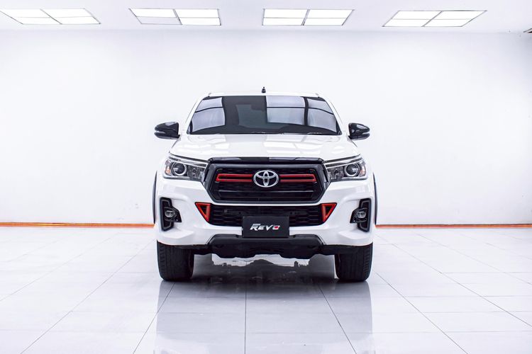 Toyota Hilux Revo 2018 2.4 Prerunner G Rocco Pickup ดีเซล ไม่ติดแก๊ส เกียร์ธรรมดา ขาว รูปที่ 3