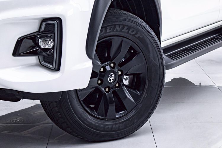 Toyota Hilux Revo 2018 2.4 Prerunner G Rocco Pickup ดีเซล ไม่ติดแก๊ส เกียร์ธรรมดา ขาว รูปที่ 4