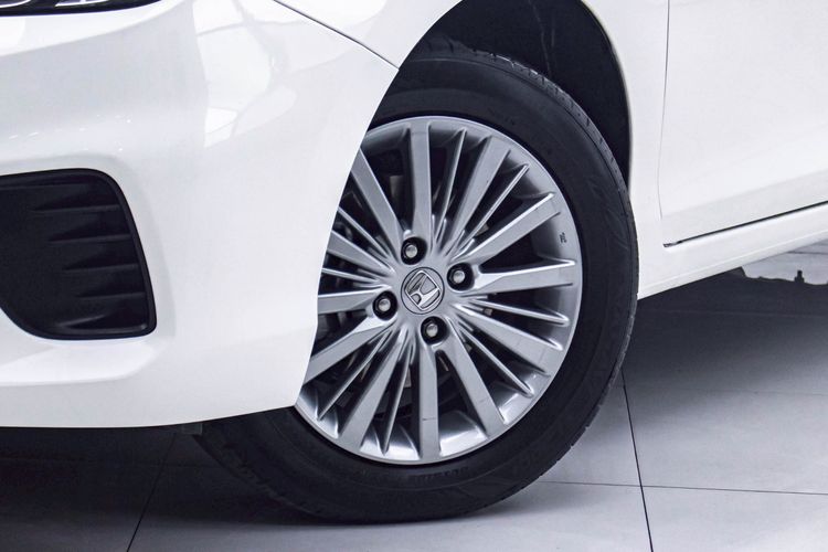 Honda City 2023 1.0 S+ Sedan เบนซิน LPG เกียร์อัตโนมัติ ขาว รูปที่ 4