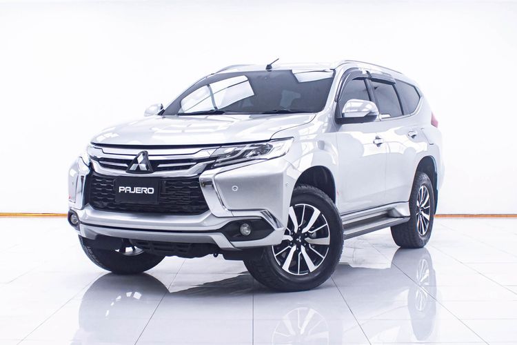 รถ Mitsubishi Pajero Sport 2.4 GT Premium 4WD สี เทา