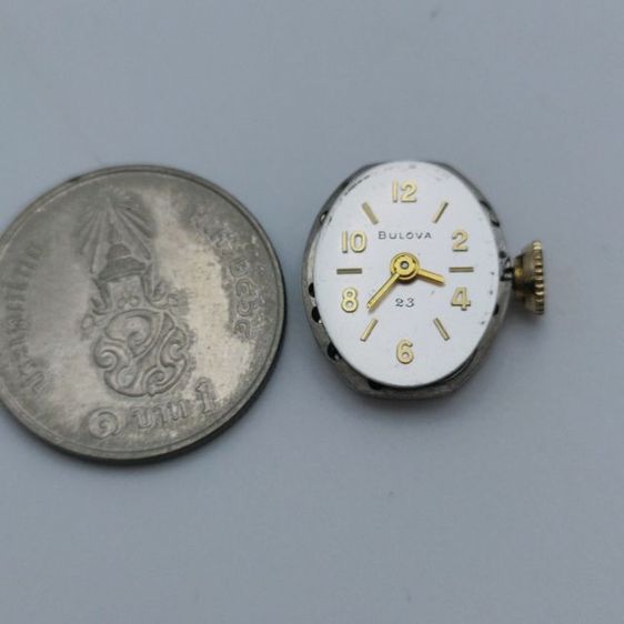ขายเครื่องนาฬิกา โบราณ ระบบลาน ขนาดเล็กๆ ยังใช้ได้ทั้งคู่ 1. เครื่อง bulova 2.ไม่ทราบแบรน รูปที่ 2