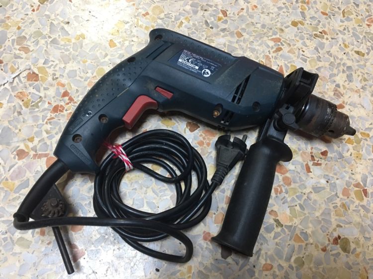 สว่านไฟฟ้า BOSCH GSB 550  13mm ขนาดสี่หุนสภาพดีพร้อมใช้งานแท้ รูปที่ 2